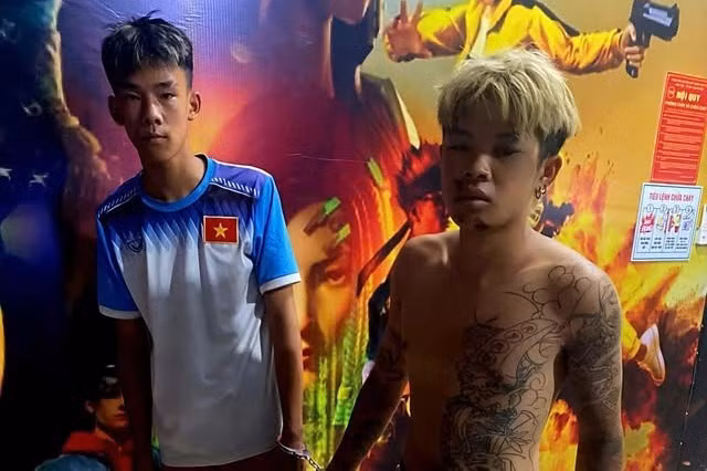 Bắt giữ 2 thiếu niên trộm cắp xe máy để lấy tiền chơi game. Ảnh: Công an Cao Bằng