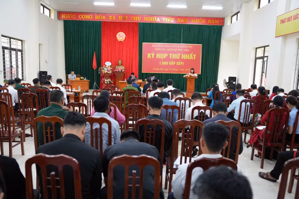 Quang cảnh kỳ họp.