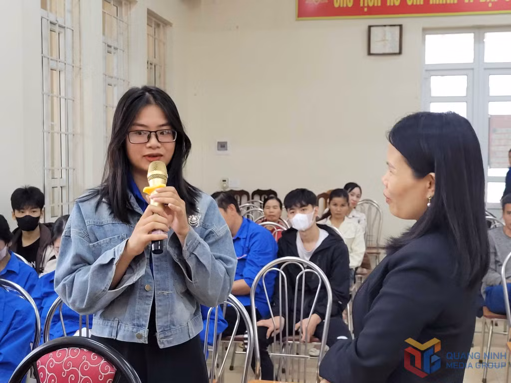 Ban Dân tộc tỉnh tổ chức trao đổi kỹ năng tuyên truyền, vận động thanh thiếu niên nâng cao nhận thức về giảm thiểu tảo hôn và hôn nhân cận huyết thống, tháng 4/2023.