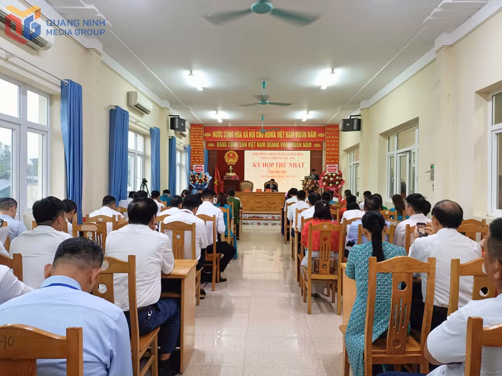 HĐND xã Hải Hòa tổ chức kỳ họp thứ nhất nhiệm kỳ 2021-2026.
