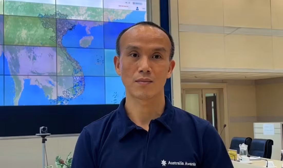 Ông Hoàng Phúc Lâm - Phó Giám đốc Trung tâm Dự báo Khí tượng Thủy văn Quốc gia cung cấp thông tin dự báo bão Wipha.