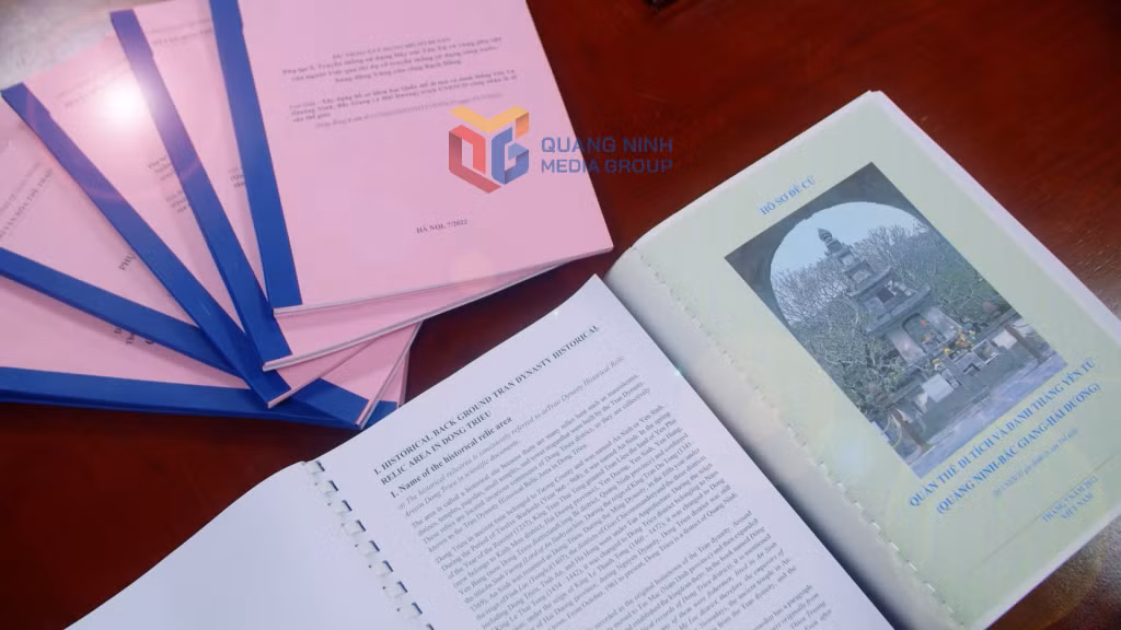 Hồ sơ di sản đã trải qua nhiều lần chỉnh sửa, là một công trình đồ sộ dày gần 1000 trang.
