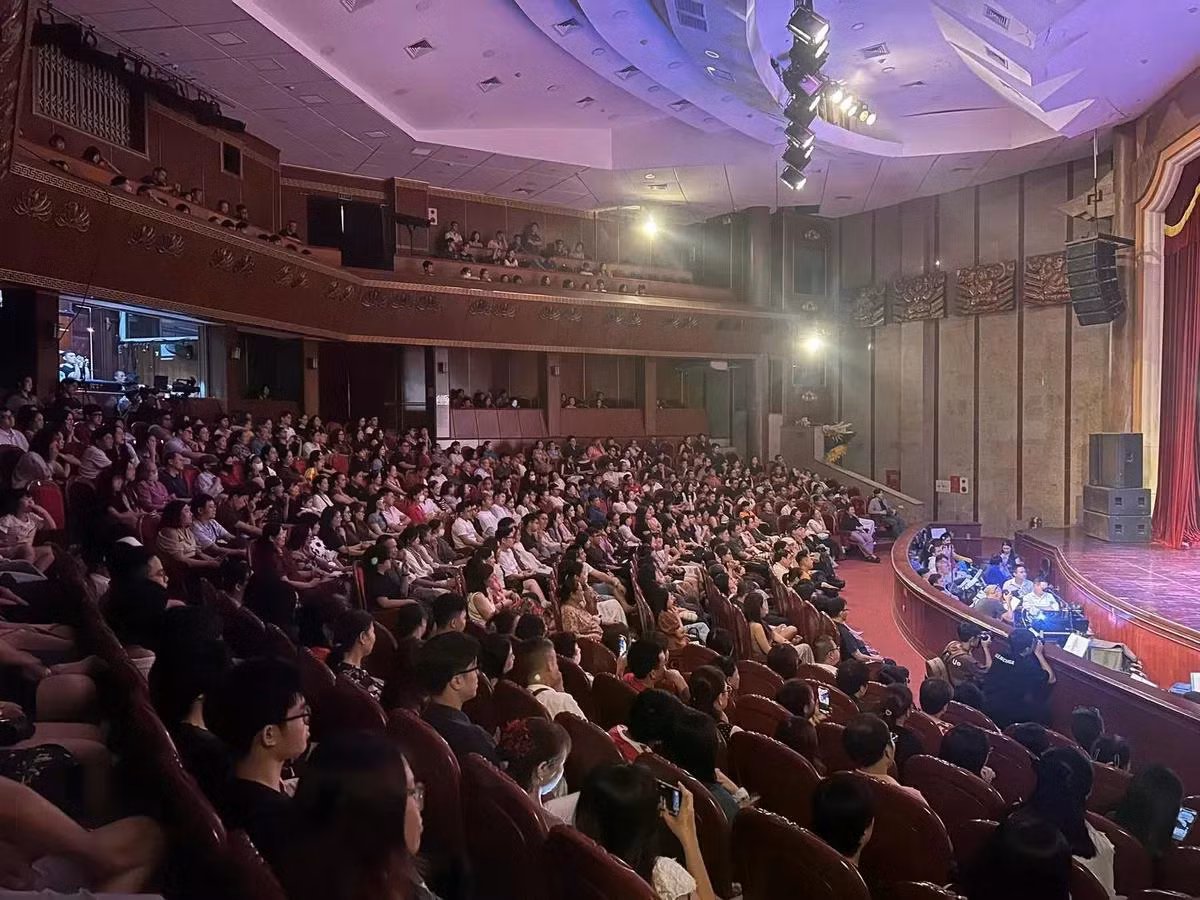 Hơn 500 khán giả thăng hoa cùng vở Xuý Vân, tại Nhà hát Kim Mã - Nhà hát Chèo Việt Nam