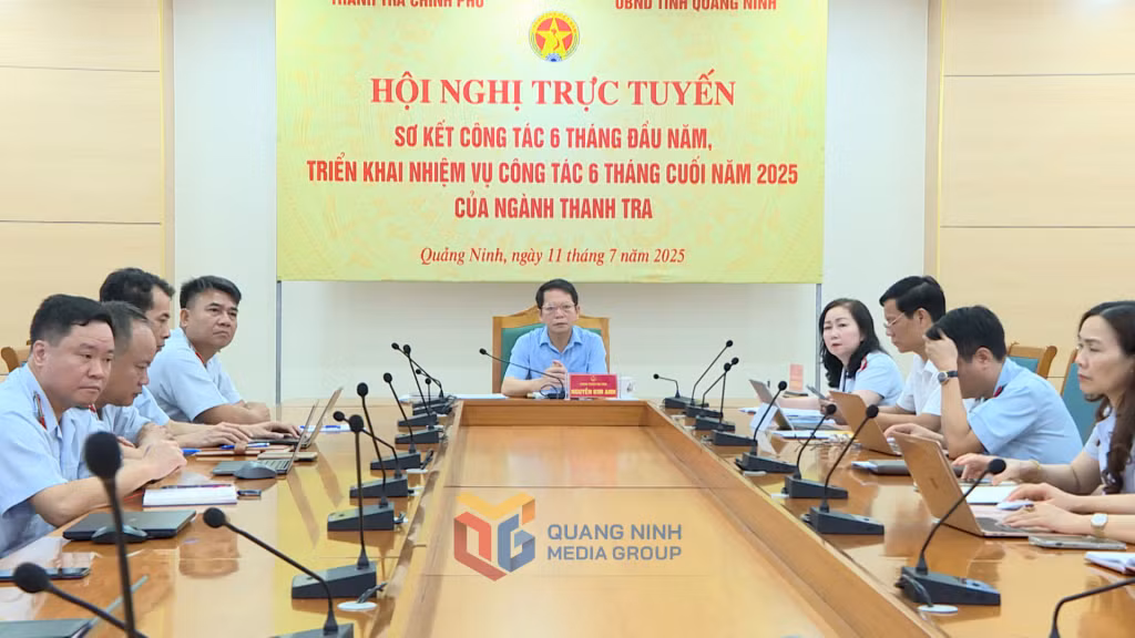 Các đại biểu dự hội nghị tại điểm cầu Quảng Ninh.