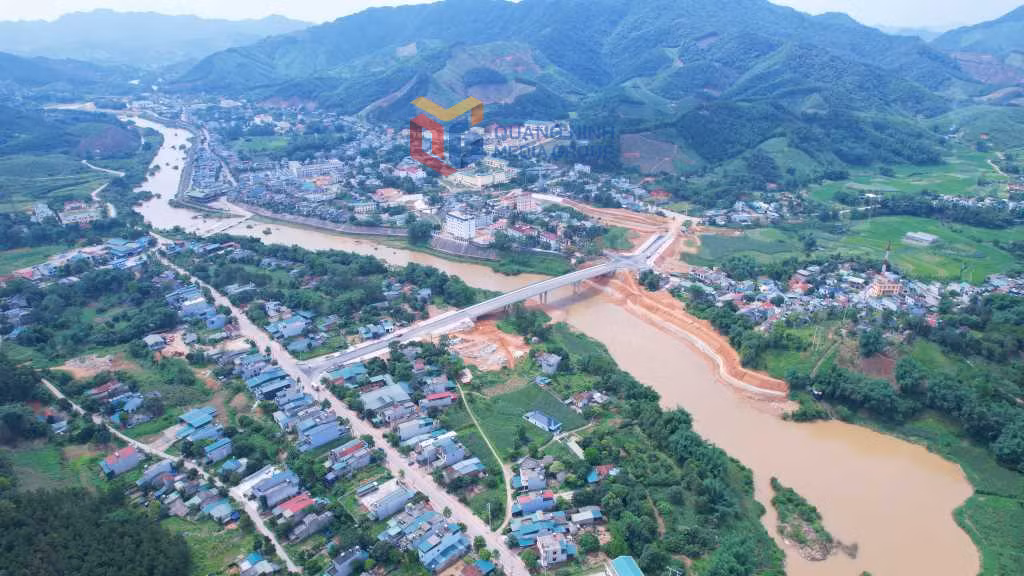Dự án cầu nối tỉnh lộ 330 với trung tâm xã Ba Chẽ kết hợp kè chống sạt lở tuyến đường trục chính và khu dân xã Ba Chẽ.