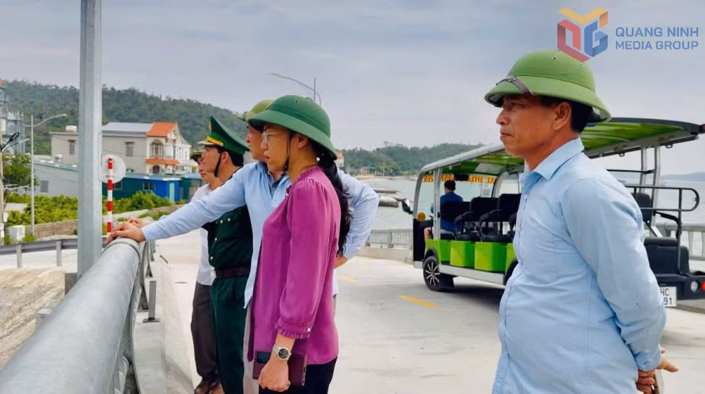 Ban chỉ huy PCTT và tìm kiếm cứu nạn Đặc khu Cô Tô kiểm tra công tác phòng chống bão số 3 (Wipha) 