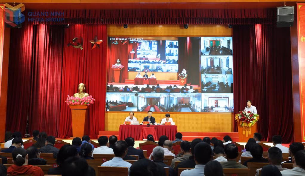 Quang cảnh hội nghị.