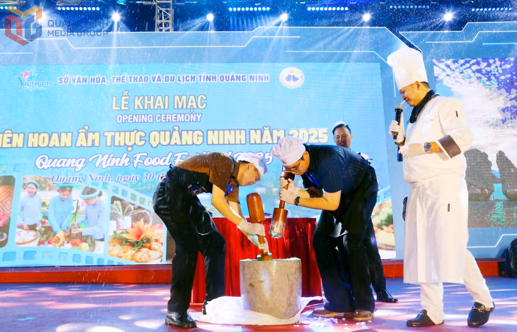 Liên hoan Ẩm thực 2025 và các sự kiện, hoạt động ẩm thực được tổ chức liên tục tạo sức hút lớn với du khách.