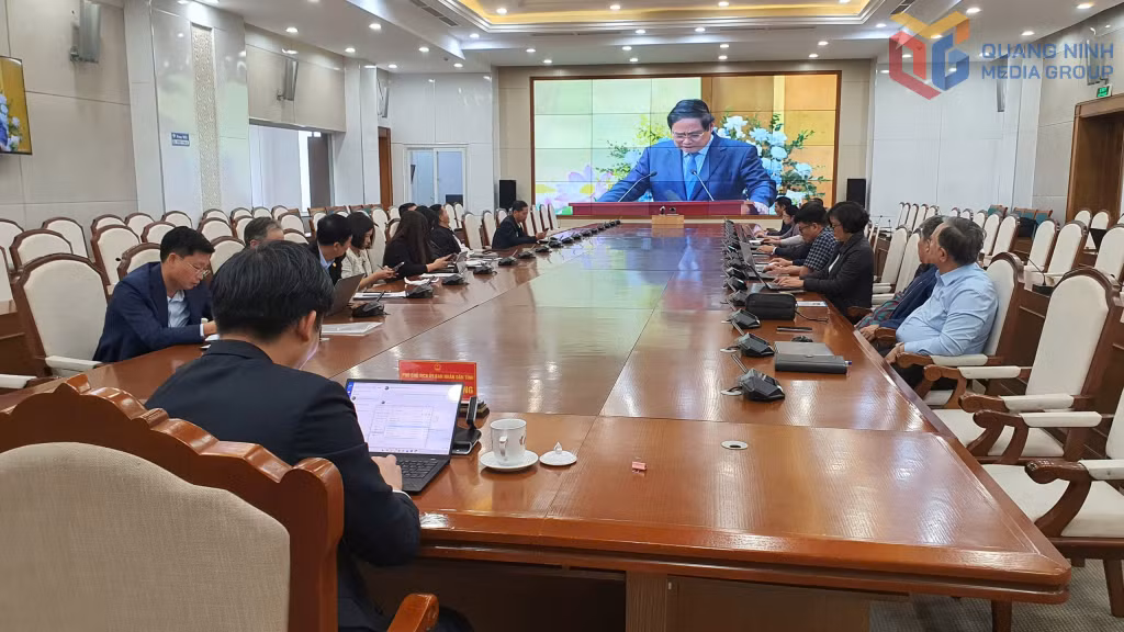 Quang cảnh hội nghị