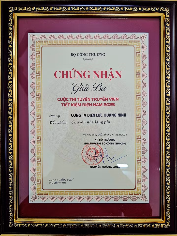 Công ty Điện lực Quảng Ninh ghi dấu ấn với giải Ba tại cuộc thi “Tuyên truyền viên Tiết kiệm điện năm 2025”.