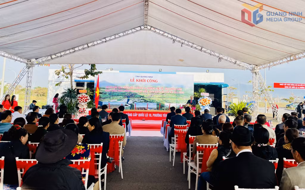 Quang cảnh buổi lễ khởi công.