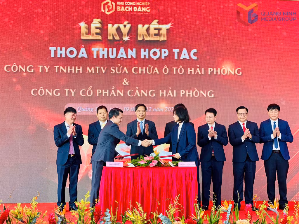 Lễ ký kết thỏa thuận hợp tác giữa Chủ đầu tư dự án và Nhà đầu tư thứ cấp.