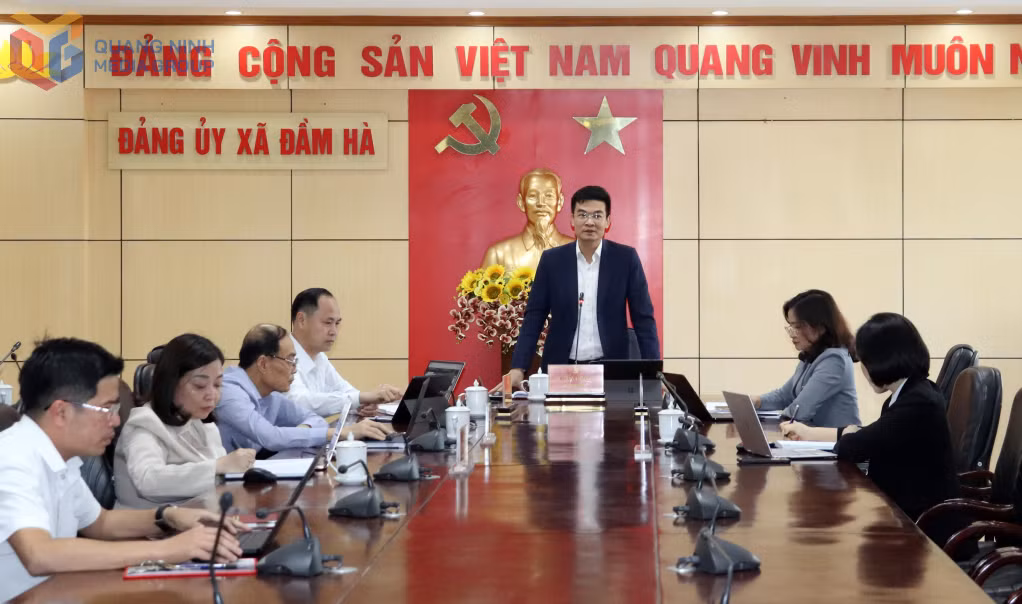 Ban Thường vụ Đảng uỷ xã Đầm Hà họp chỉ đạo đẩy nhanh tiến độ thực hiện chủ trương xây dựng và nâng cao chất lượng đô thị, khu dân cư hiện hữu trên địa bàn.