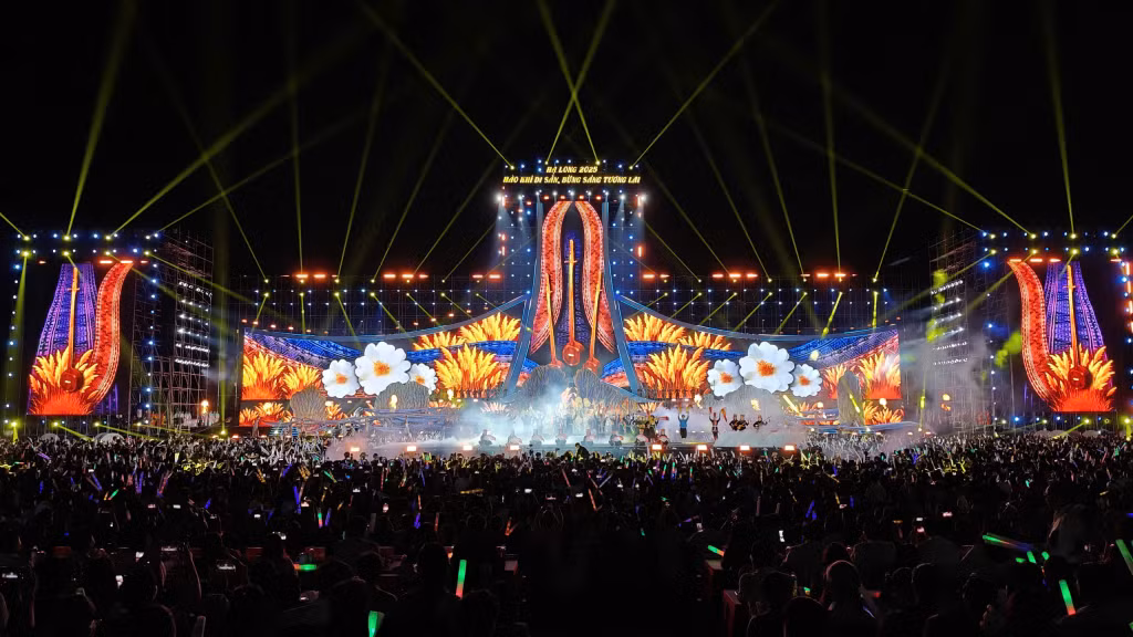 "Hạ Long Concert 2025 – Hào khí Di sản, Bừng sáng tương lai” được tổ chức quy mô, hoành tráng.