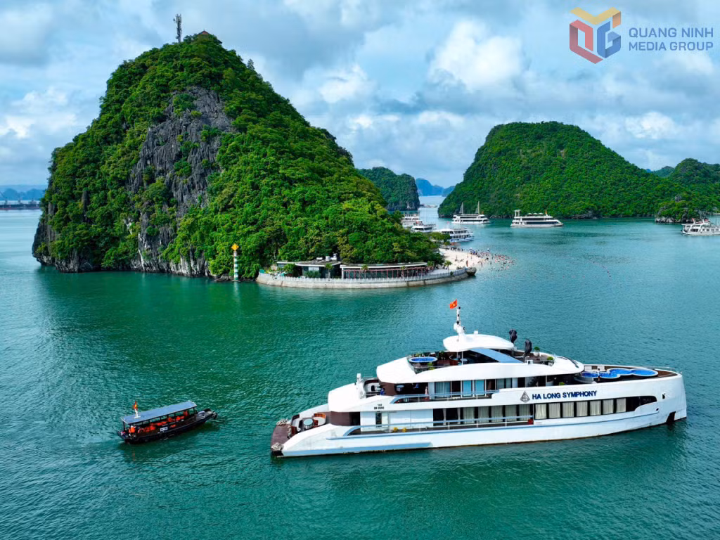 Sản phẩm du lịch biển đảo tiếp tục được phường Bãi Cháy chú trọng phát triển. Ảnh: Thanh Hải