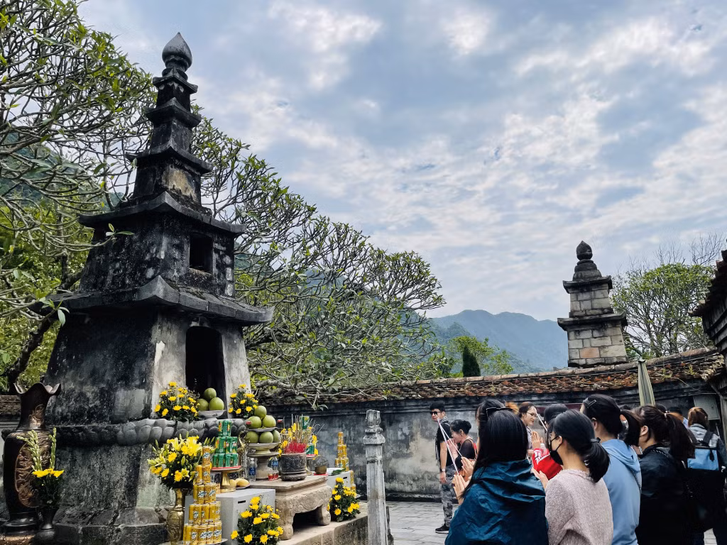 Tháp Tổ. Ảnh: Nguyễn Ngọc