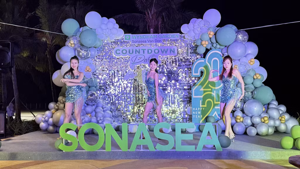 Tập đoàn CEO tổ chức tiệc Countdown chào năm mới 2025 tại Khách sạn Wyndham Garden Sonasea Vân Đồn (KKT Vân Đồn).