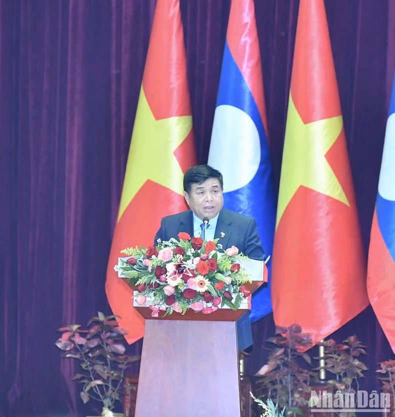 Bộ trưởng Kế hoạch và Đầu tư Nguyễn Chí Dũng phát biểu ý kiến tại Hội nghị. (Ảnh: THANH GIANG)