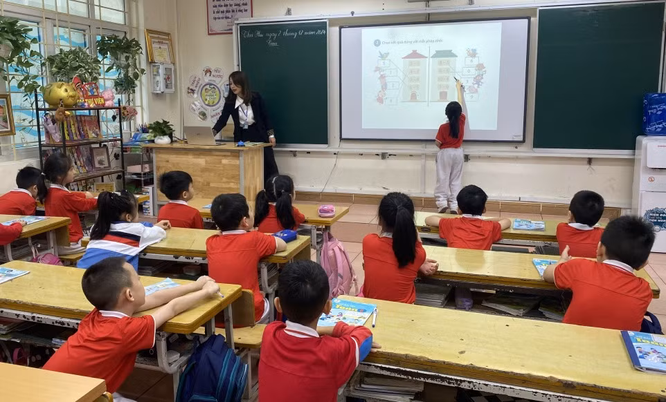Một giờ học môn Tiếng Việt của học sinh Trường TH Hạ Long (TP Hạ Long). Ảnh: Ngọc Trâm.