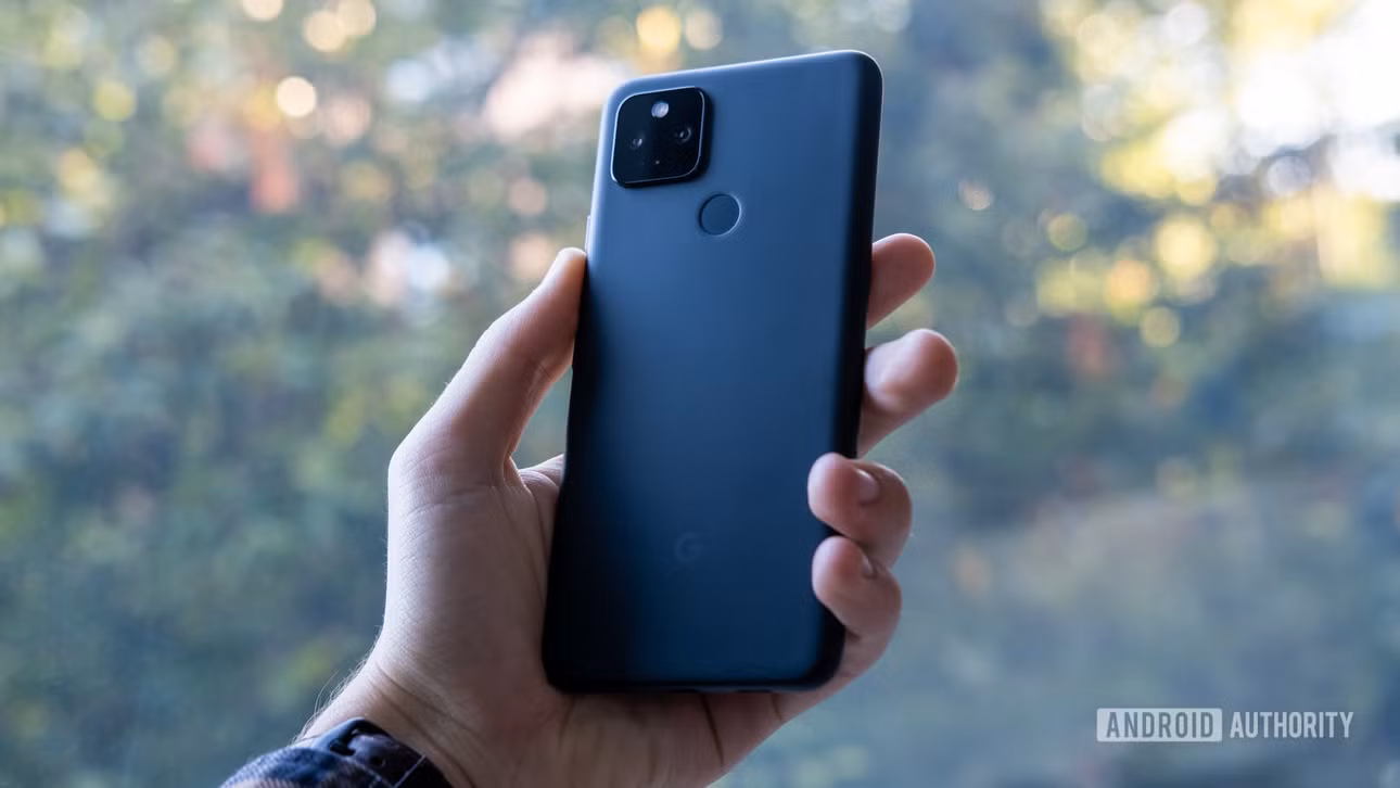 Google Pixel 4A (ảnh: Android Authority)
