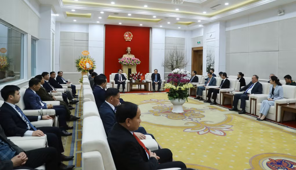 Quang cảnh buổi tiếp xã giao.