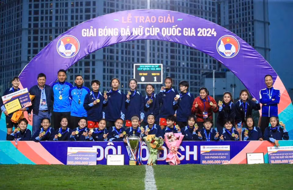 Đội bóng đá nữ Than - Khoáng sản Việt Nam vô địch Cup Quốc gia năm 2024.