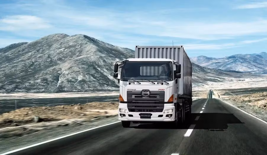 Hơn 110.000 động cơ diesel bị Hino Motors khai gian số liệu khí thải. Ảnh: Hino Motors