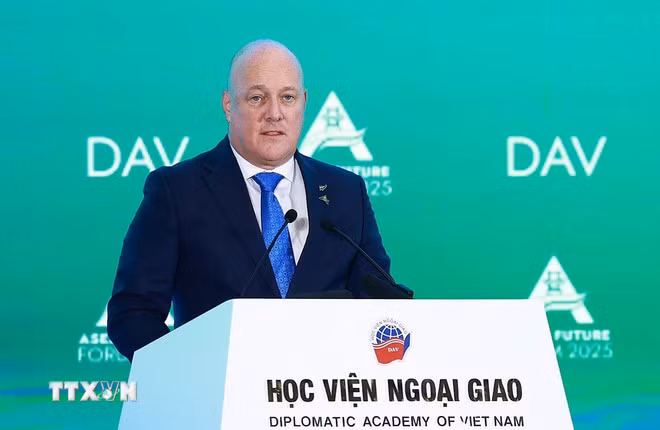 Thủ tướng New Zealand Christopher Luxon phát biểu. (Ảnh: Dương Giang/TTXVN)