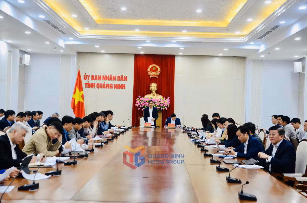 UBND tỉnh họp bàn giải pháp tháo gỡ khó khăn cho các đơn vị ngành Than.