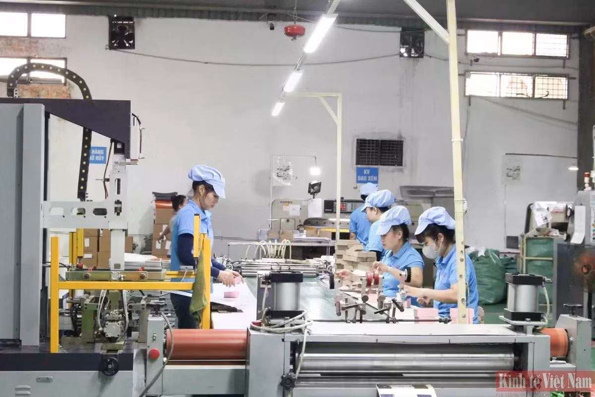Tình trạng liên kết yếu và chưa chặt chẽ thể hiện qua tỷ lệ nội địa hóa sản phẩm công nghiệp trong nước vẫn còn thấp.