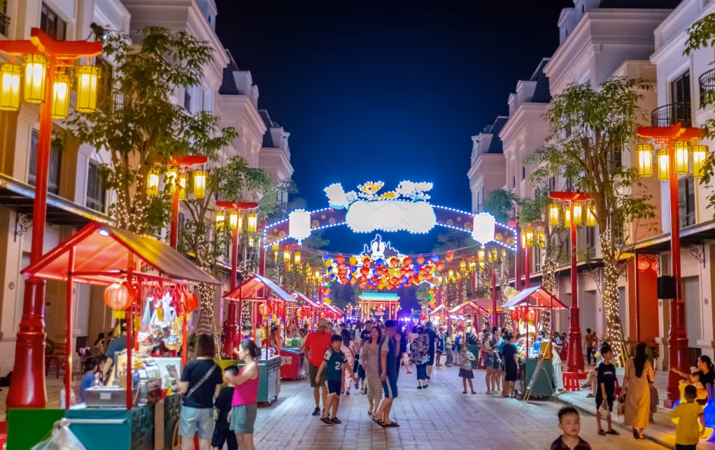 Những khu phố thương mại mang sức sống sôi động lan tỏa khắp khu đô thị.