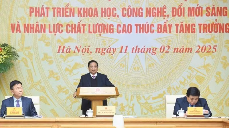 Thủ tướng Phạm Minh Chính chủ trì Hội nghị phát triển khoa học, công nghệ, đổi mới sáng tạo và nhân lực chất lượng cao thúc đẩy tăng trưởng kinh tế. (Ảnh: TRẦN HẢI)