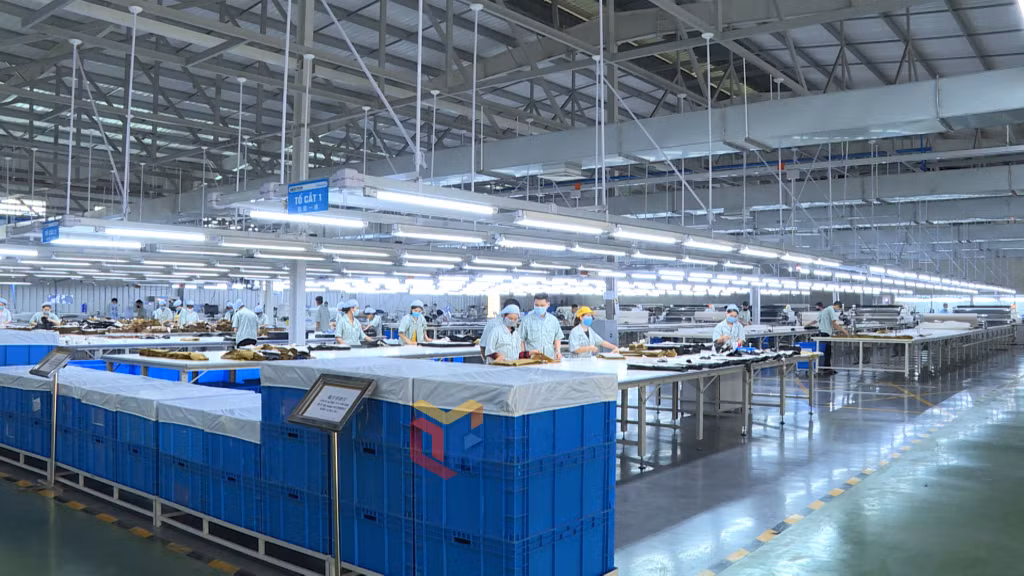 Sản xuất tại Công ty TNHH Hoa Lợi Đạt (KCN Cảng biển Hải Hà).