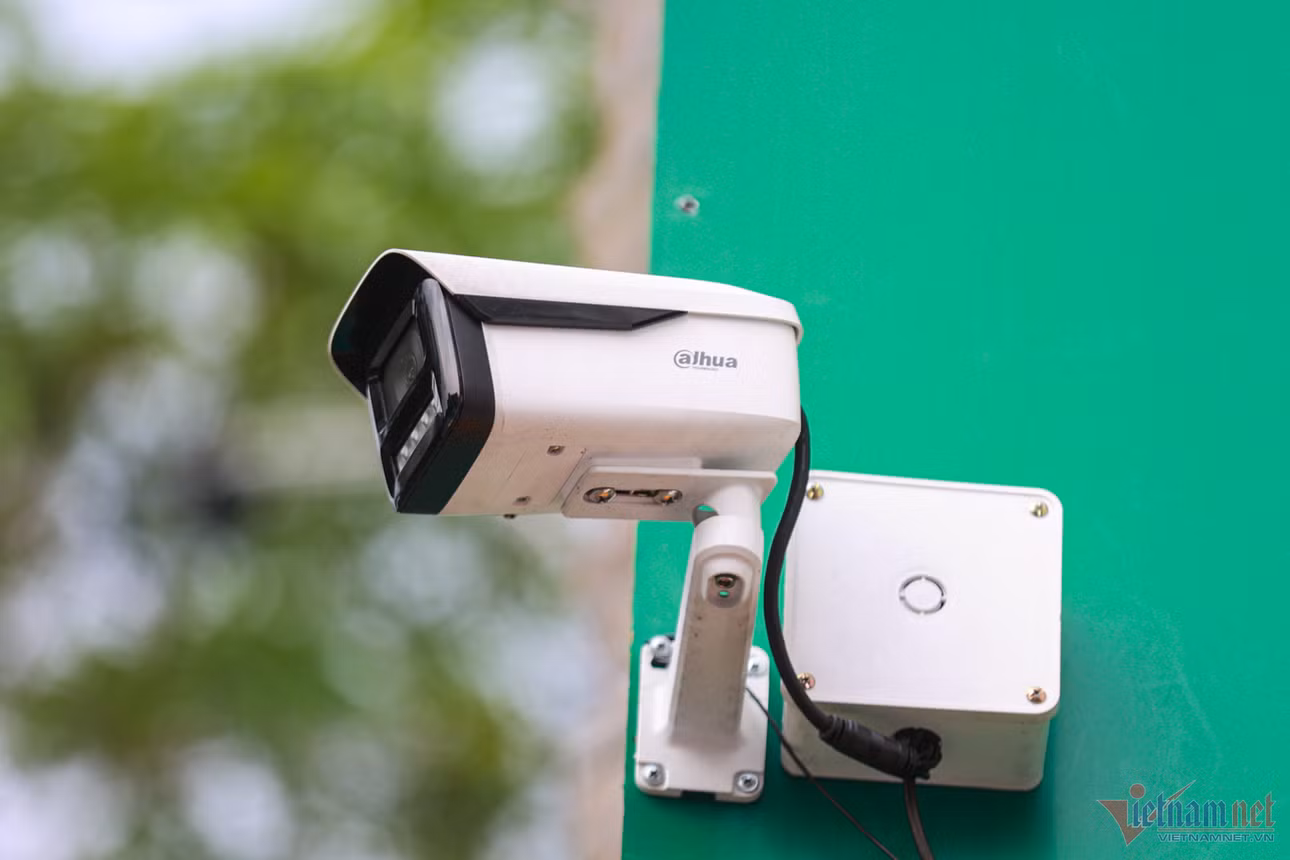 Với quy chuẩn QCVN 135: 2024/BTTTT, thiết bị camera giám sát sử dụng giao thức Internet khi được cung cấp ra thị trường sẽ phải đảm bảo đáp ứng các yêu cầu cơ bản về an toàn thông tin. Ảnh minh họa: Chí Hiếu