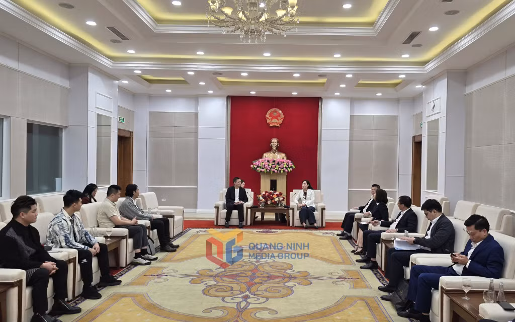 Quang cảnh buổi tiếp xã giao.
