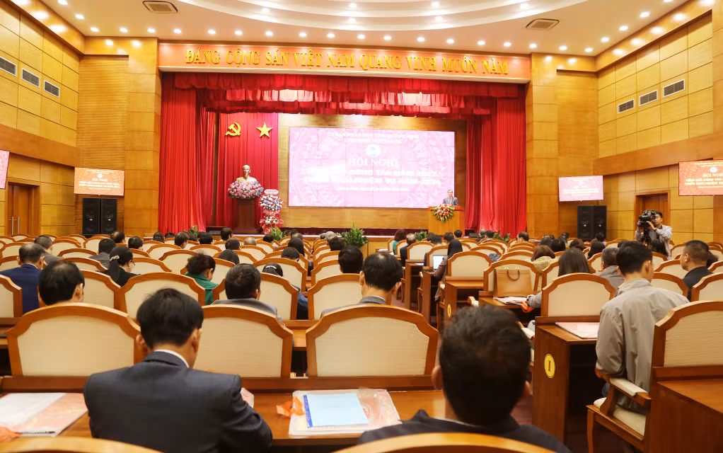 Quang cảnh hội nghị.