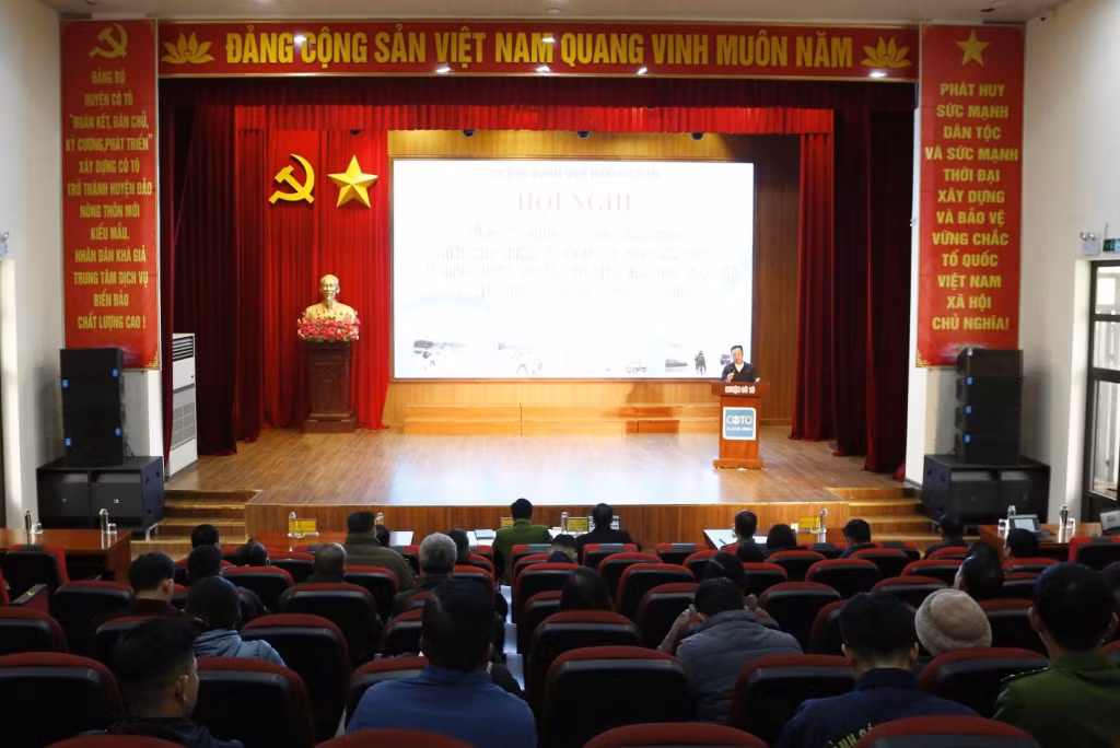 Toàn cảnh hội nghị.