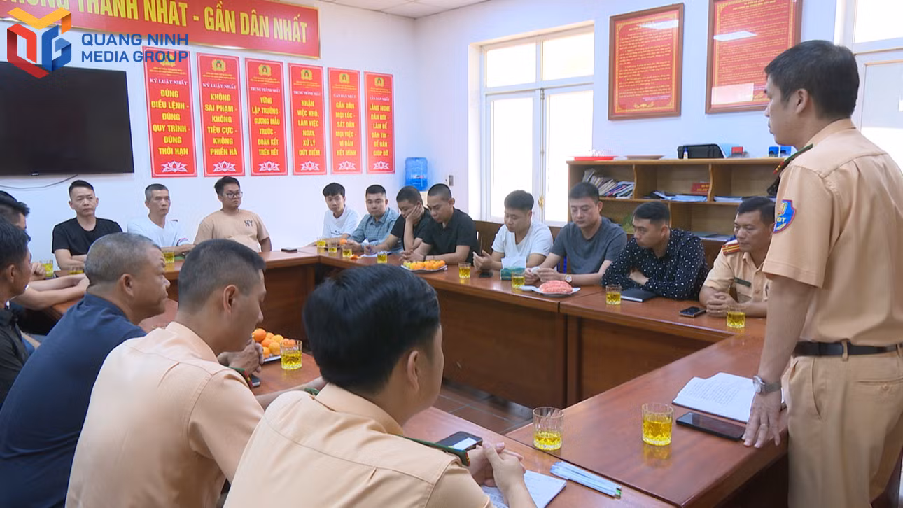 bqn_tl_lam-viec-voi-dai-dien-30-doanh-nghiep.jpg