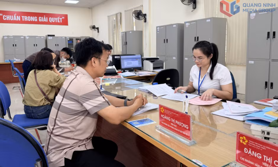 "Đòn bẩy" cho hạ tầng số 