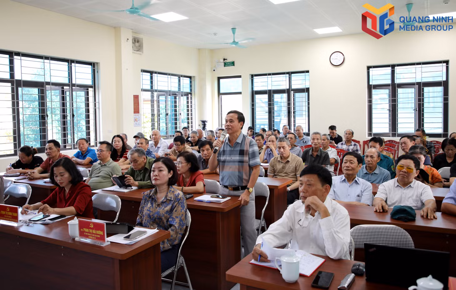 bqn_tr_310-shcb-dang-vien-trao-doi.jpg