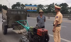 Xử lý xe mô tô “quá đát” và xe tự chế - Còn nhiều khó khăn
