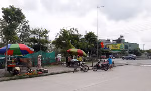 Sớm có giải pháp xử lý triệt để tình trạng lấn chiếm của các chợ cóc