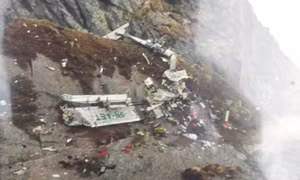 Phát hiện nhiều thi thể trong máy bay Tara Air đâm vào núi