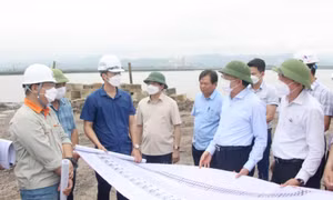 Bí thư Tỉnh ủy kiểm tra tiến độ các dự án giao thông trọng điểm