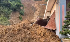 3 người chết, 1 người bị thương trong vụ sập tường thương tâm