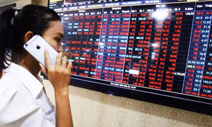 Hàng loạt cổ phiếu nằm sàn, VN-Index mất gần 60 điểm
