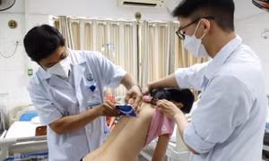 Vẹo cột sống - bệnh thường gặp ở trẻ nhỏ