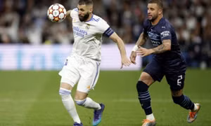 Benzema bắt kịp kỷ lục của Ronaldo
