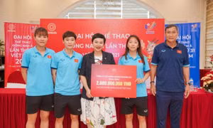 Thêm 2 tỷ đồng tiếp lửa cho các cô gái vàng Việt Nam