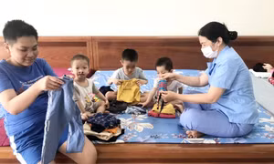 Người phụ nữ hết lòng với trẻ em có hoàn cảnh đặc biệt